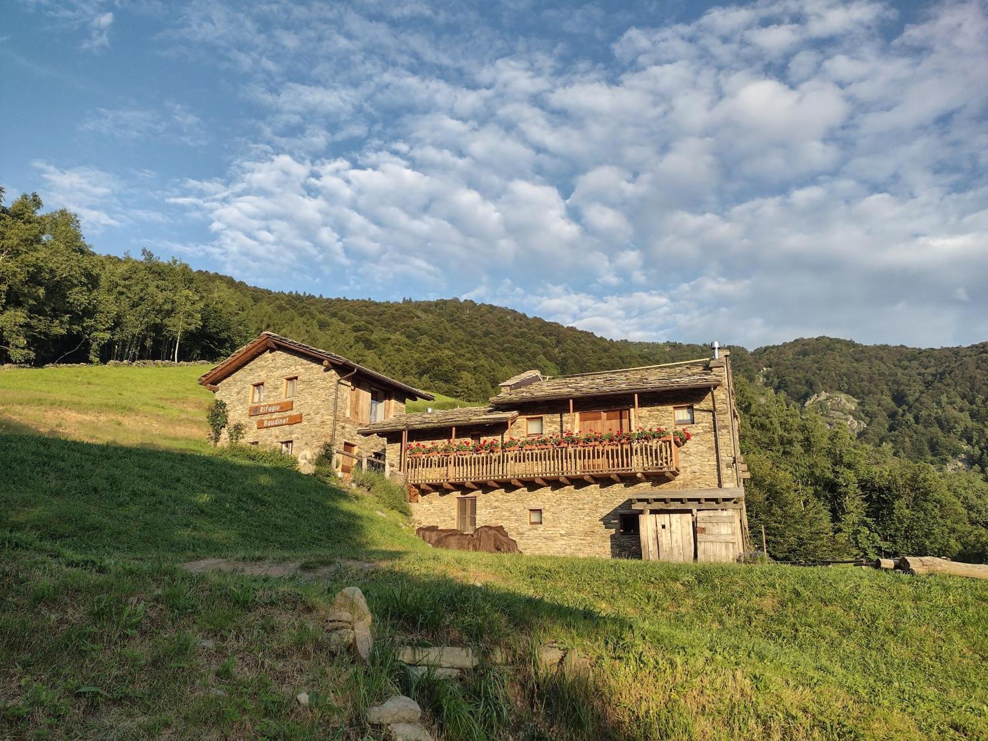 Rifugio Alpino Baudinet - Trek&Relax Bed & Breakfast Chiusa di Pesio Luaran gambar